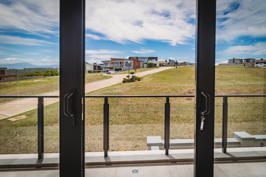 4 Bedroom Property for Sale in Le Grand Golf Estate Western Cape